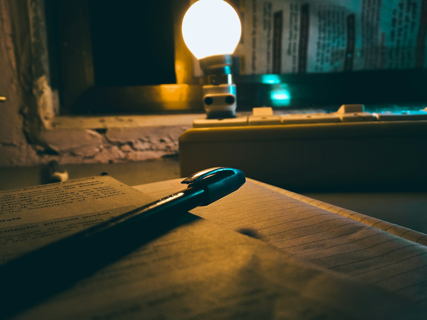 The InkMuser writing desk